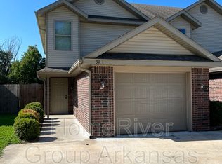 311 E Thurman St APT 1, Prairie Grove, AR 72753
