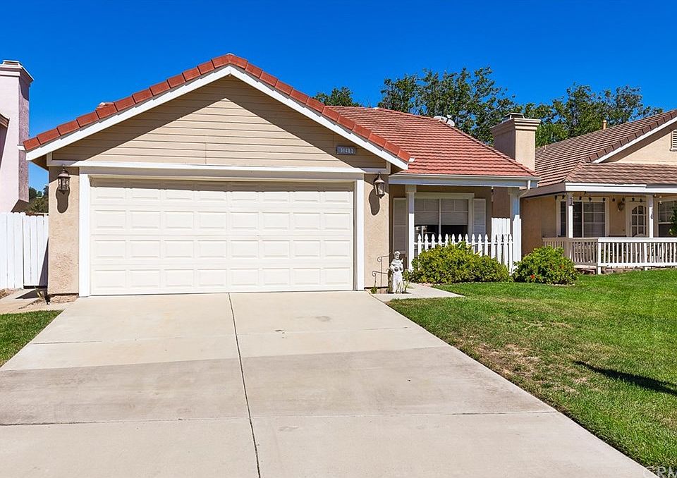 1st image of 31482 Calle Los Padres
