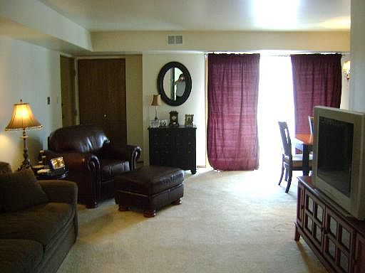 5th image of 16812 S 82nd Ave #3S