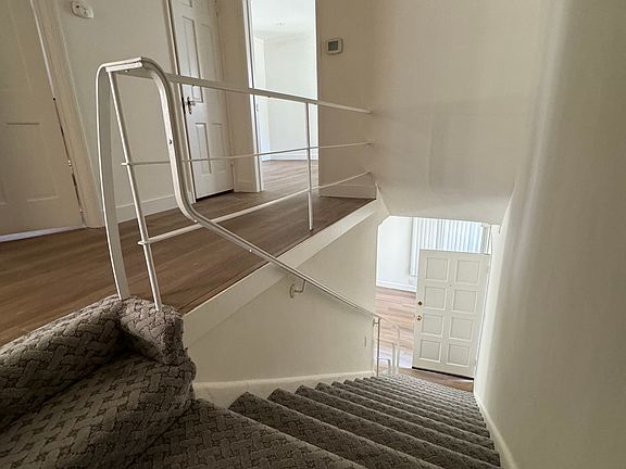3rd image of 120 N Orlando Ave #120