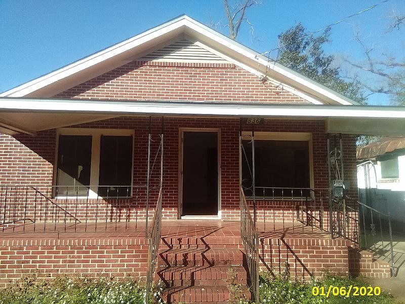 1st image of 836 Gamble St
