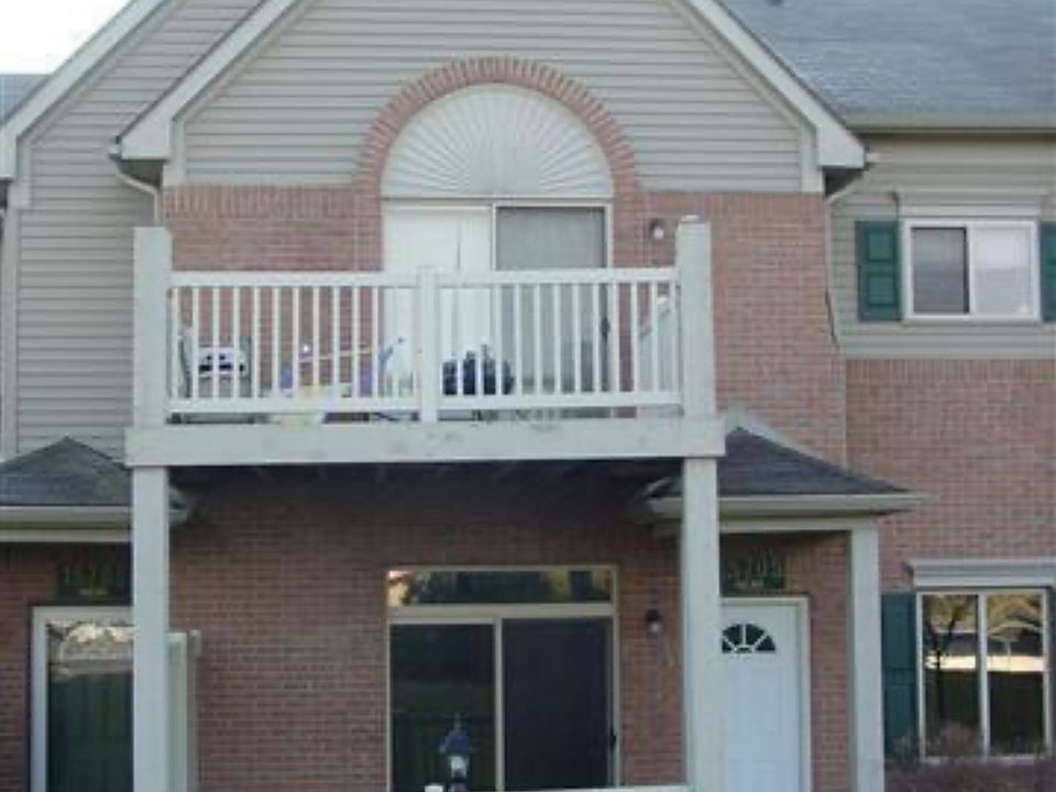 1st image of 15755 Parkway Ln APT 7