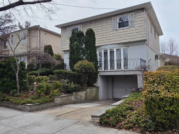 57-18 hewlett Street, Little Neck, NY 11362