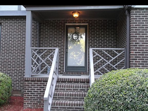 2nd image of 302 Forest Dr