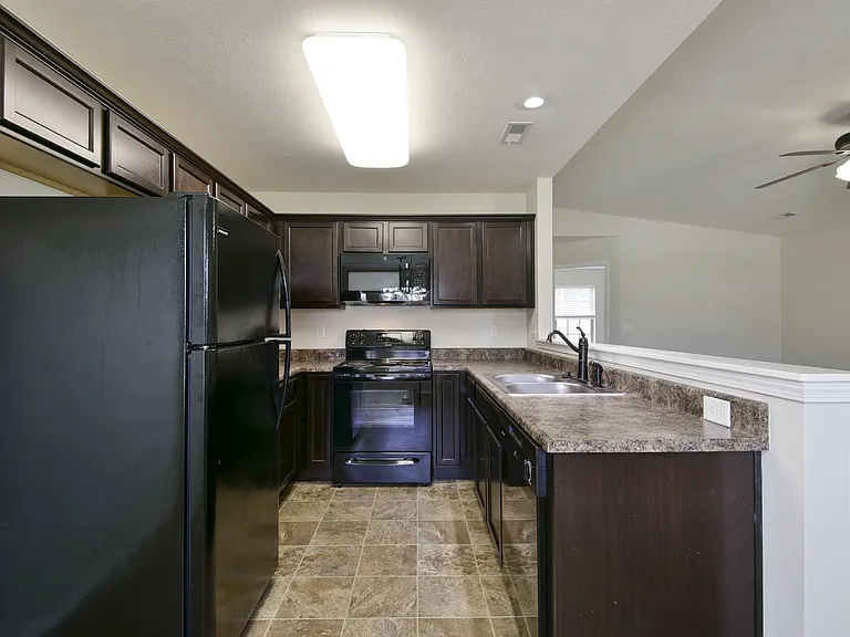 6603 Prairie Trl — Photo 9