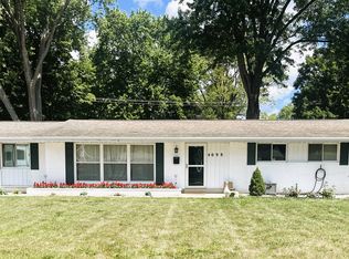 4098 Eckworth Dr, Bellbrook, OH 45305