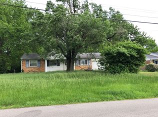 1654 Hudepohl Ln, Cincinnati, OH 45231