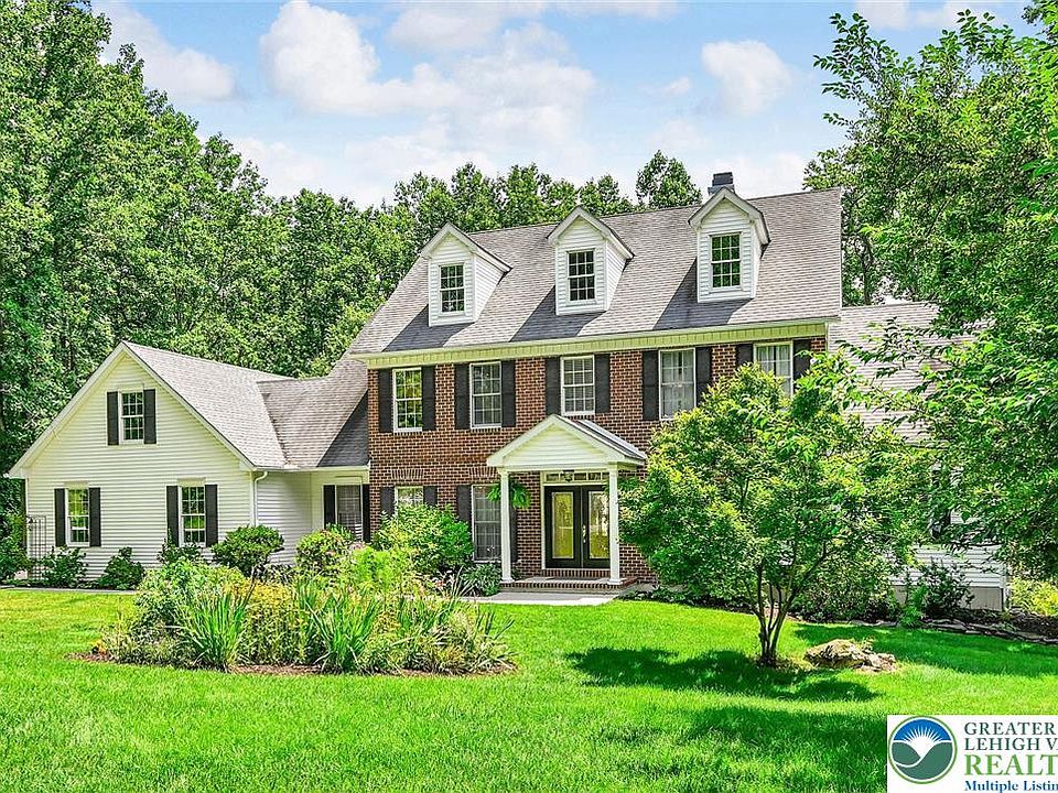 1st image of 2475 Woodland Hills Ct