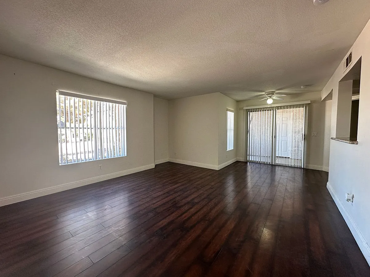 Building Photo - 6800 E Lake Mead Blvd #1047