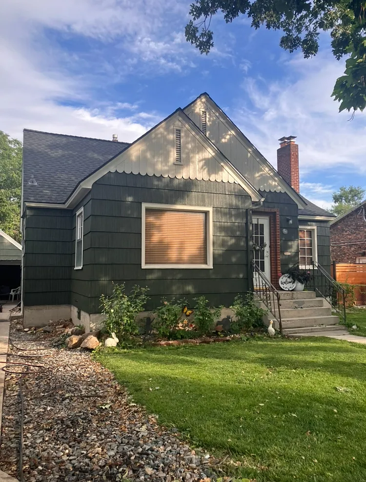 3 bed, 2272 sqft, $1,800 — Photo 1