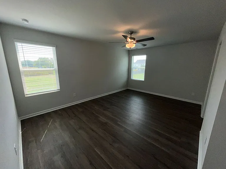 503 Sandy Hollow Dr — Photo 28
