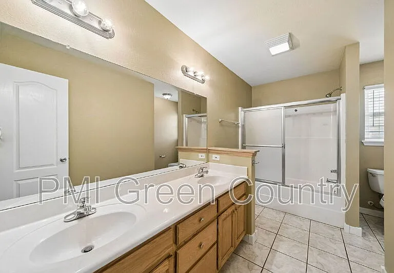 7305 E Indianola St — Photo 22