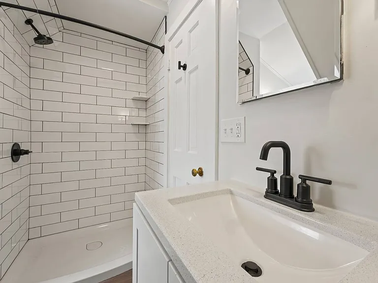 101 Union Ave #6 — Photo 12