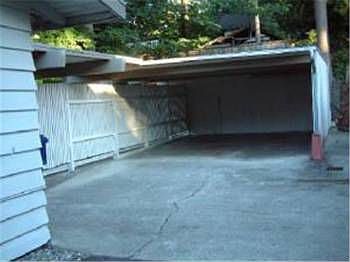 5th image of 16167 SE 42nd St