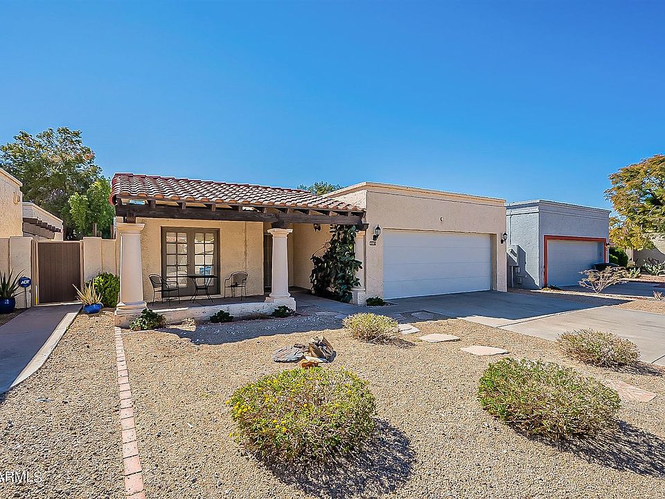 1st image of 4009 E Dahlia Dr