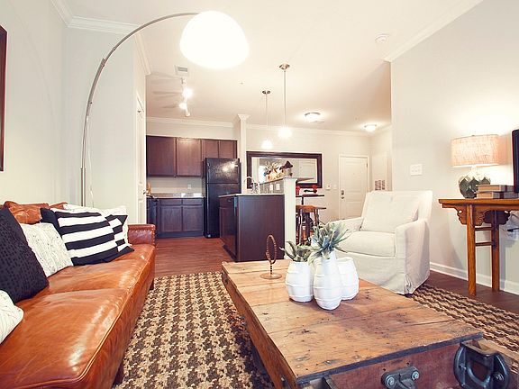 1 Bedroom Living Area