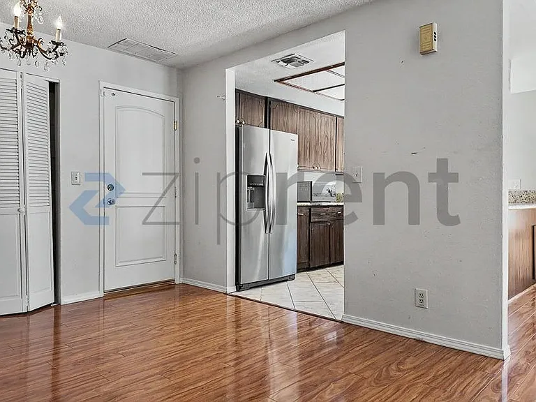 9517 Helio Dr #9517 — Photo 10