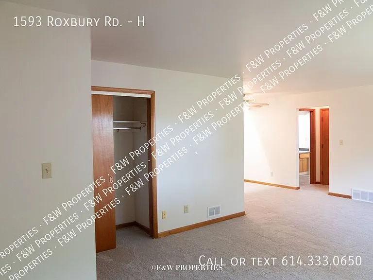 1593 Roxbury Rd #H — Photo 16