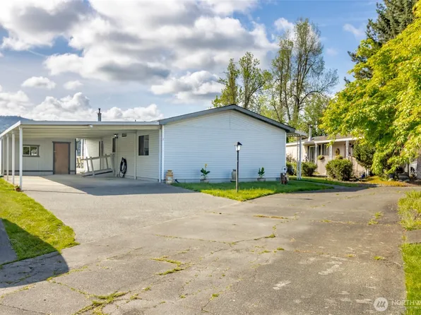 836 Harman Way S #8, Orting, WA 98360