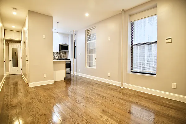 Rented by Bohemia Realty Group | media 4