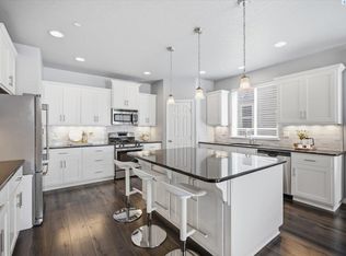 2250 Daphne Ave, Richland, WA 99352