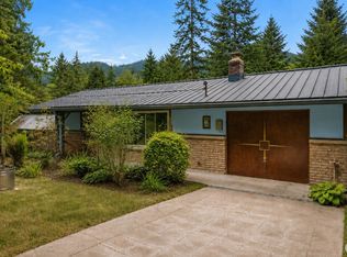 9429 240th Avenue SE, Issaquah, WA 98027