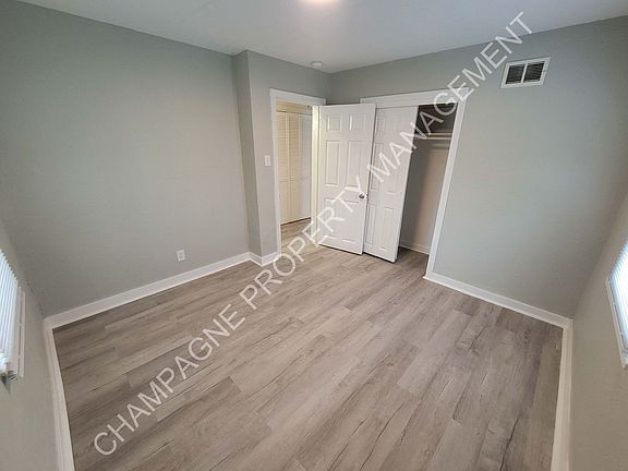 3rd image of 7125 Wayne Ave