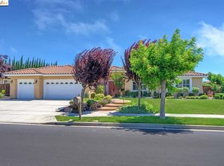 880 Portofino Dr, Brentwood, CA