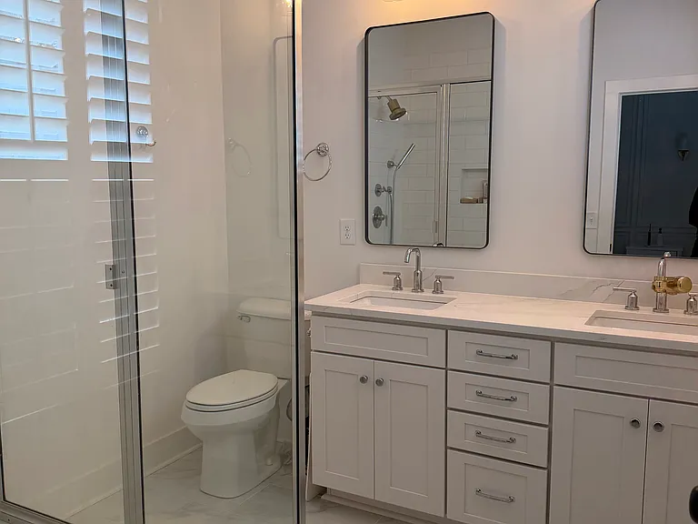 2212 Winthrop Way — Photo 11