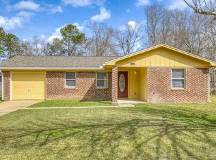 336 Crestfield Cir, Cantonment, FL 32533