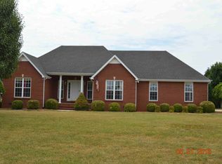 143 Kades Ct, Decherd, TN 37324