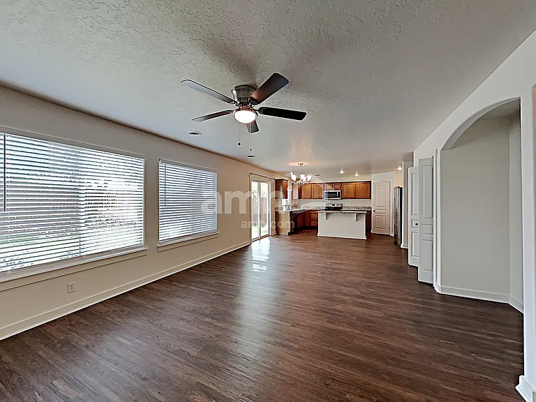 6012 S Sea Breeze Way — Photo 5
