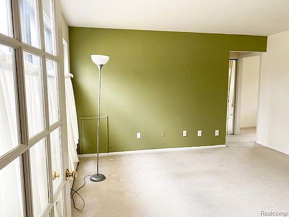 5th image of 3232 Shenandoah Dr