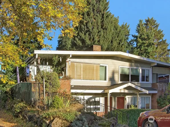 12356 14th Avenue NE, Seattle, WA 98125