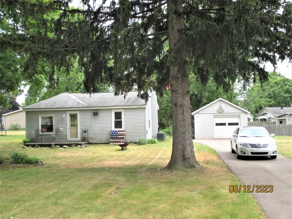308 Wallace St E, Battle Creek, MI 49014