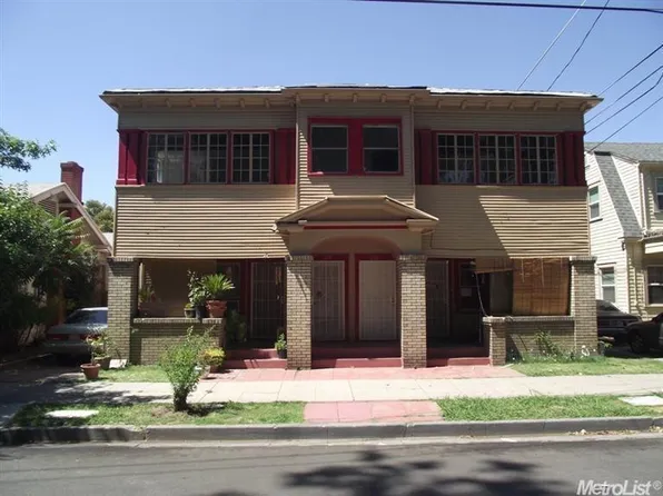 217 E Willow St, Stockton, CA 95202