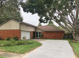 9703 Dover Hill Rd, La Porte, TX 77571