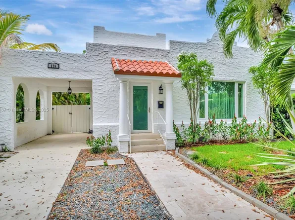 276 NE 90th St, El Portal, FL 33138