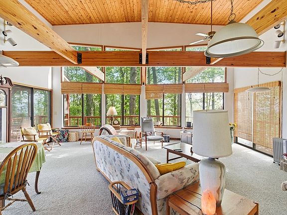 5th image of 860 Frog Pond Rd