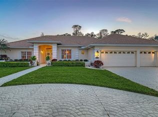 7412 Links Ct, Sarasota, FL 34243