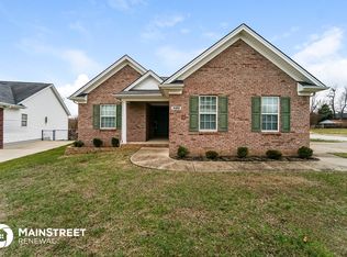 4400 Phelps Ct, Jeffersontown, KY 40299
