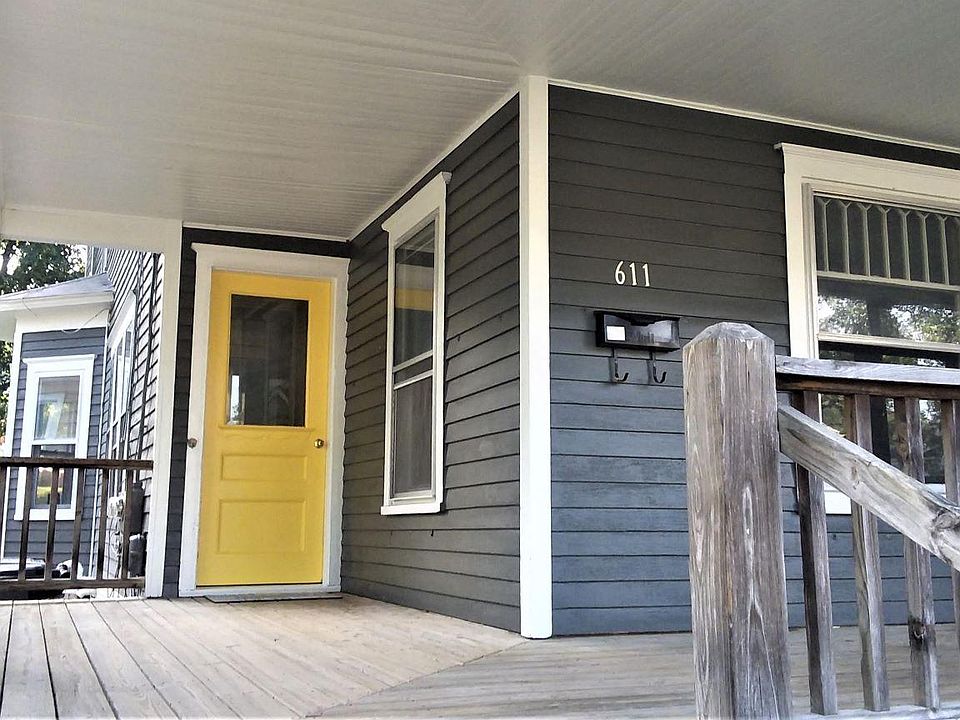 1st image of 611 Colton Ave #611