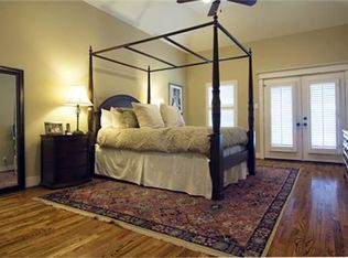 715 W 12th St, Houston, TX 77008
