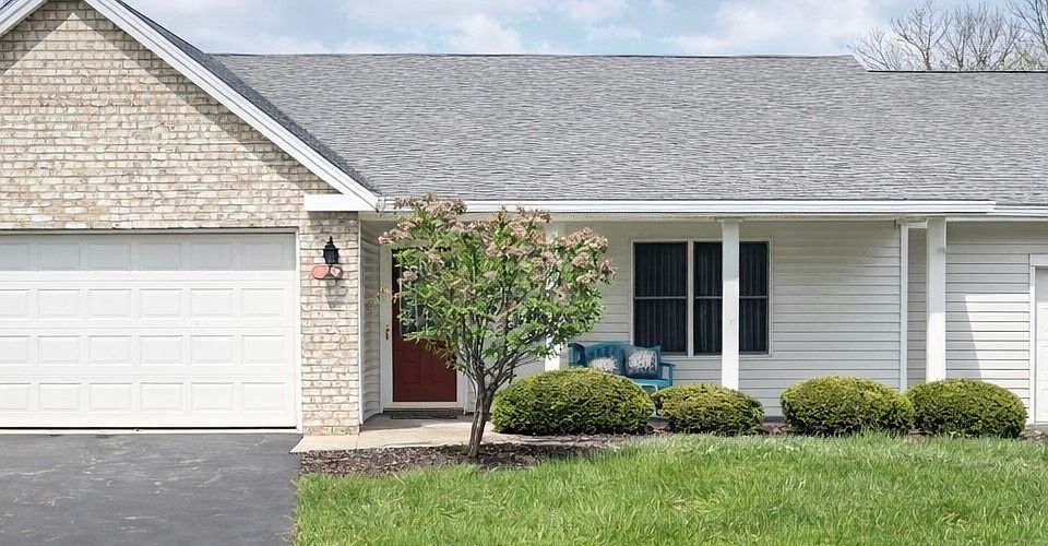 1st image of 828 Woodfield Ct Unit A