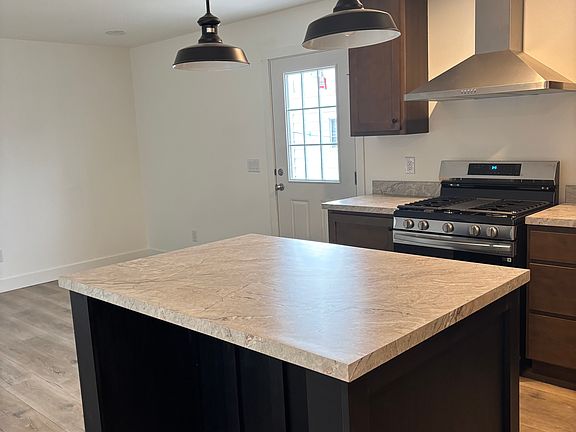 3rd image of 242 Fisher Ln