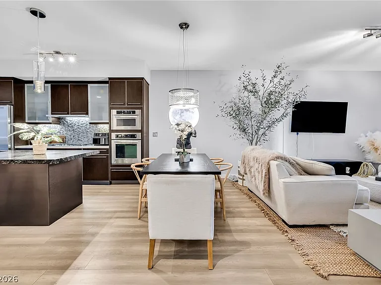 8925 W Flamingo Rd #201 — Photo 10