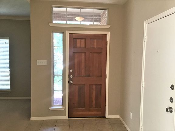 3rd image of 10014 Silverwood Way
