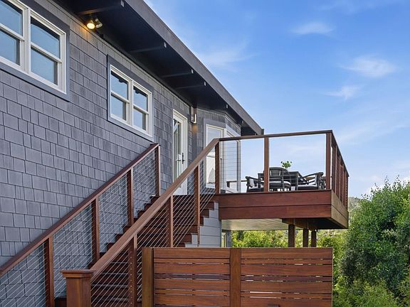3rd image of 439 Molino Avenue