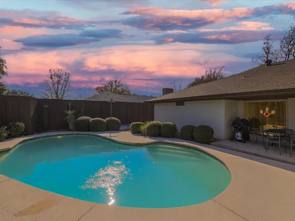 2116 Newcastle Cir, Plano, TX 75075