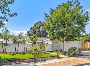 5990 Sagebrush Rd, La Jolla, CA 92037